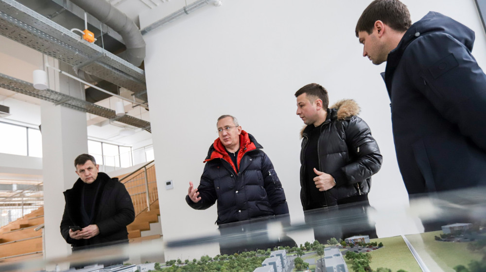 Владислав Шапша побывал в строящемся кампусе Балтийского федерального университета