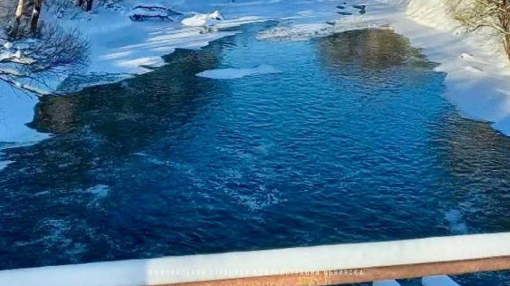 Не оставляйте заряжающиеся электросамокаты без присмотра! 