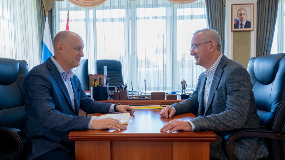 Владислав Шапша и Дмитрий Афанасьев обсудили комплексную поддержку ветеранов специальной военной операции